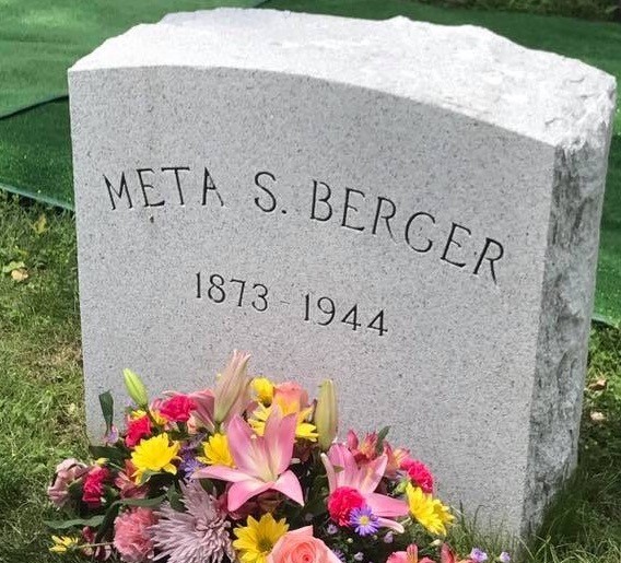 meta s berger headstone marker